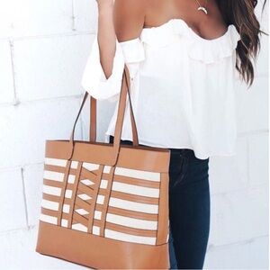 Stella & Dot Valencia Tote
